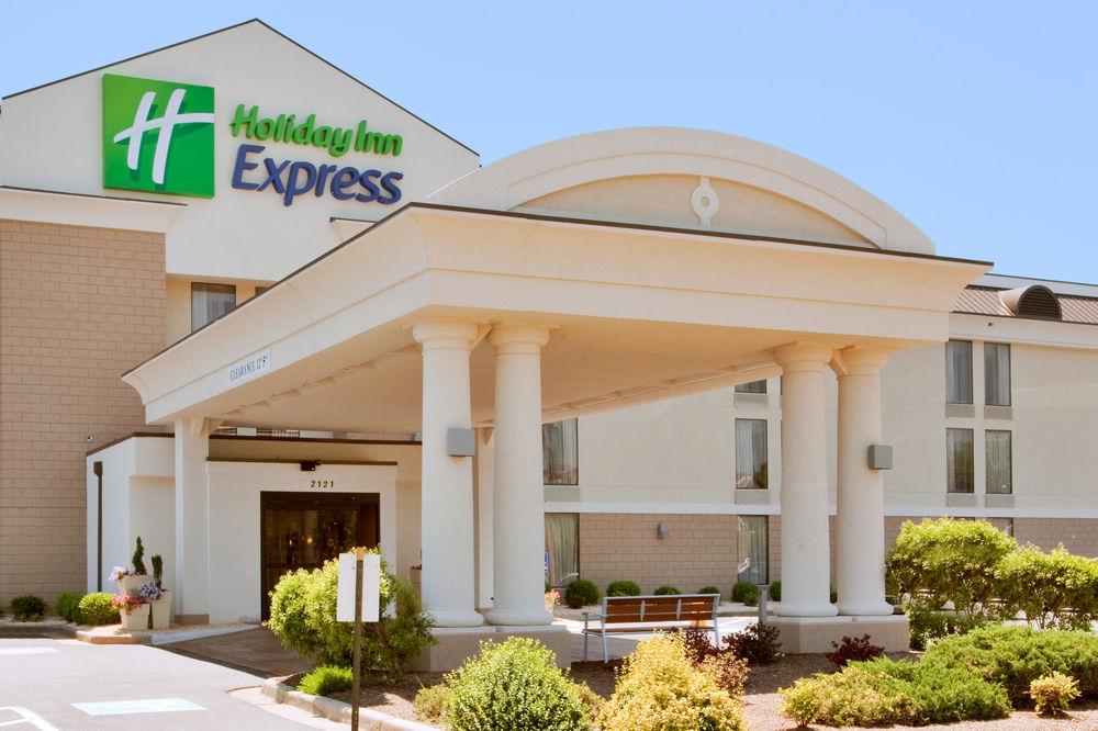 Holiday Inn Express Danville By Ihg Exterior photo