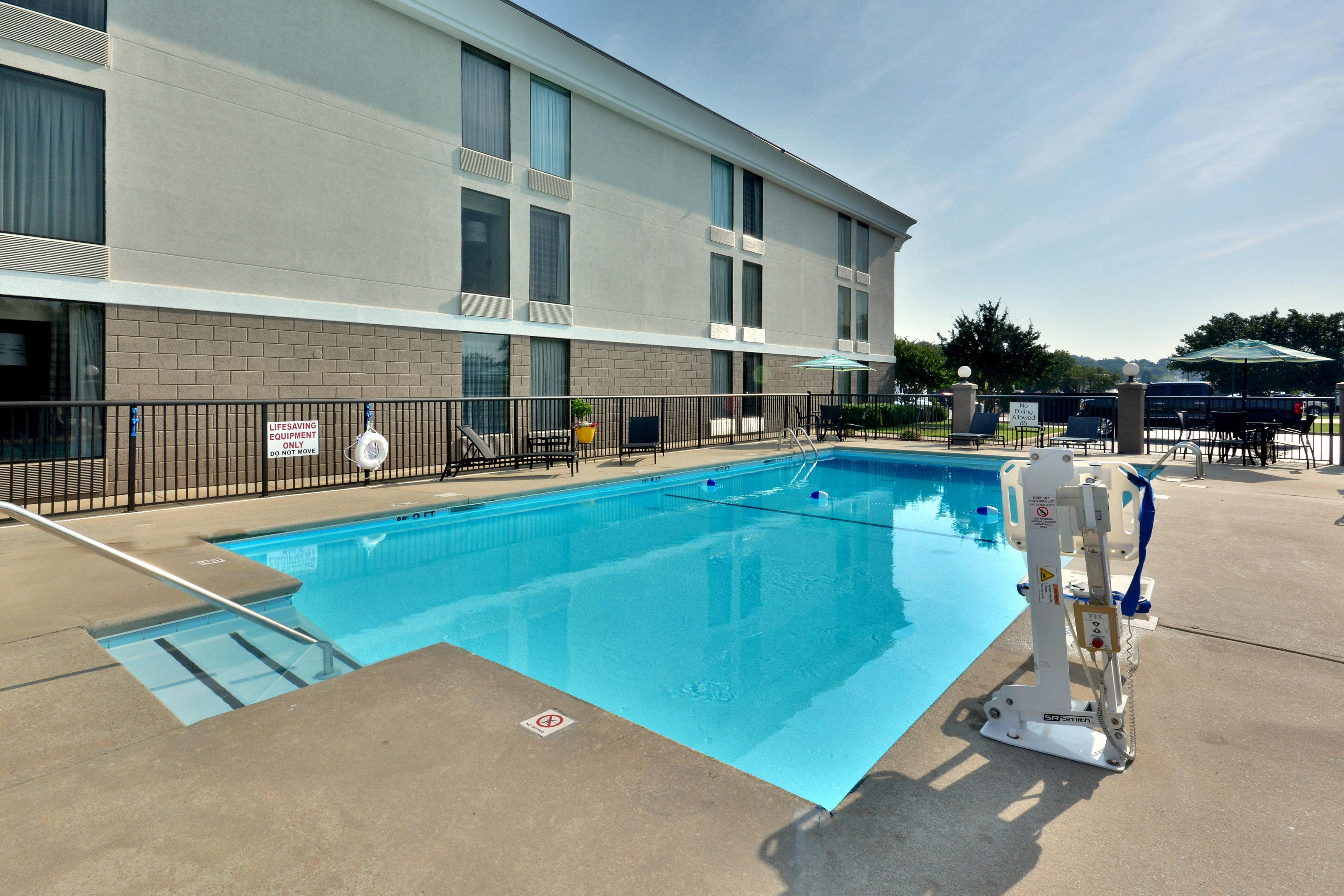 Holiday Inn Express Danville By Ihg Exterior photo