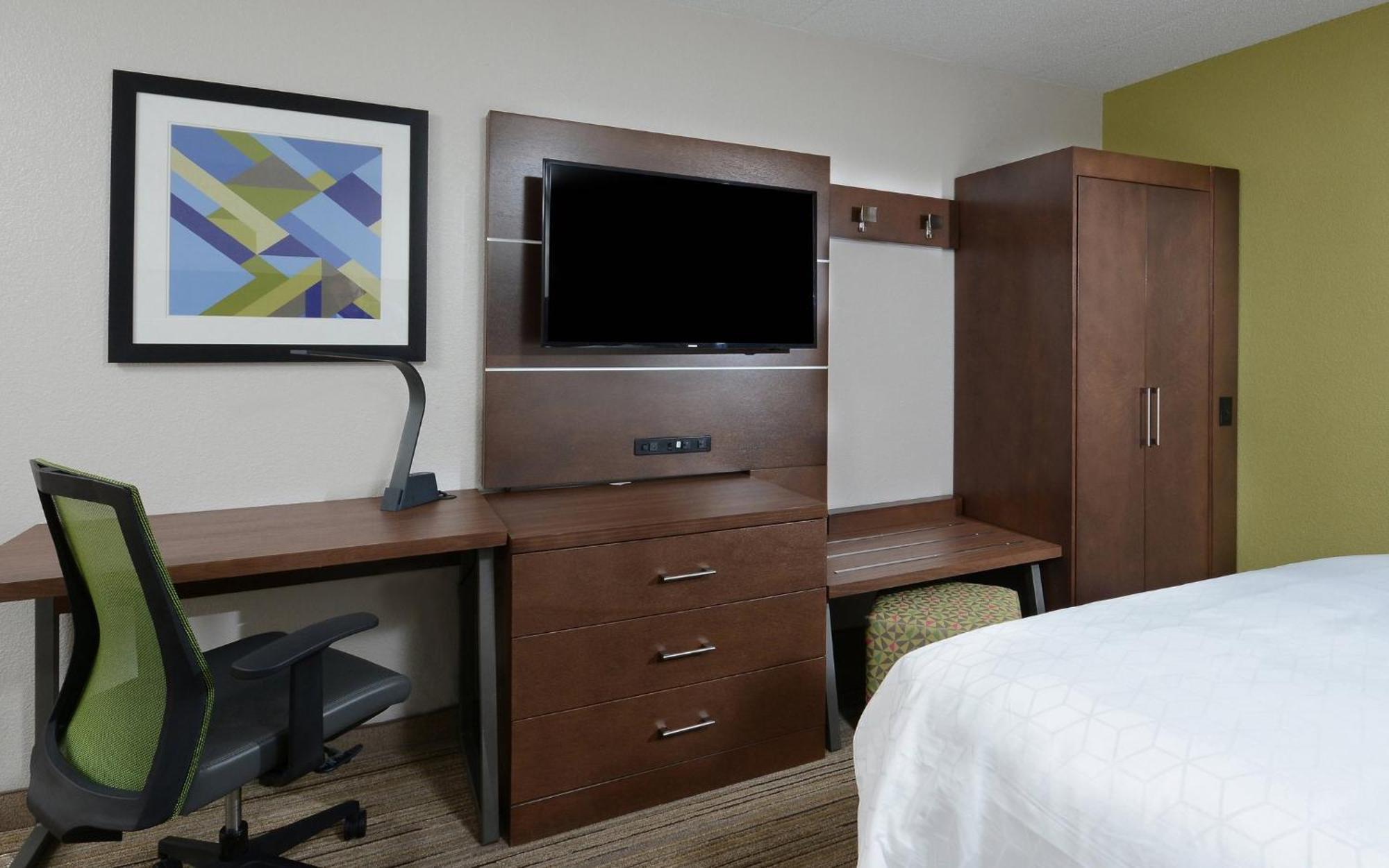 Holiday Inn Express Danville By Ihg Exterior photo
