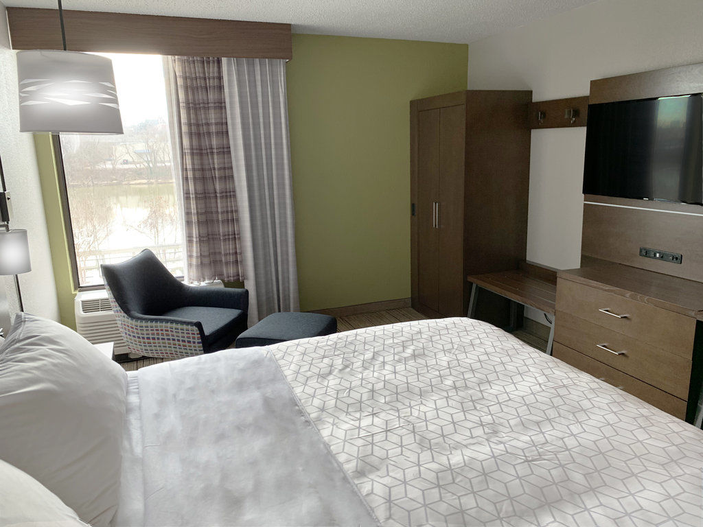 Holiday Inn Express Danville By Ihg Exterior photo